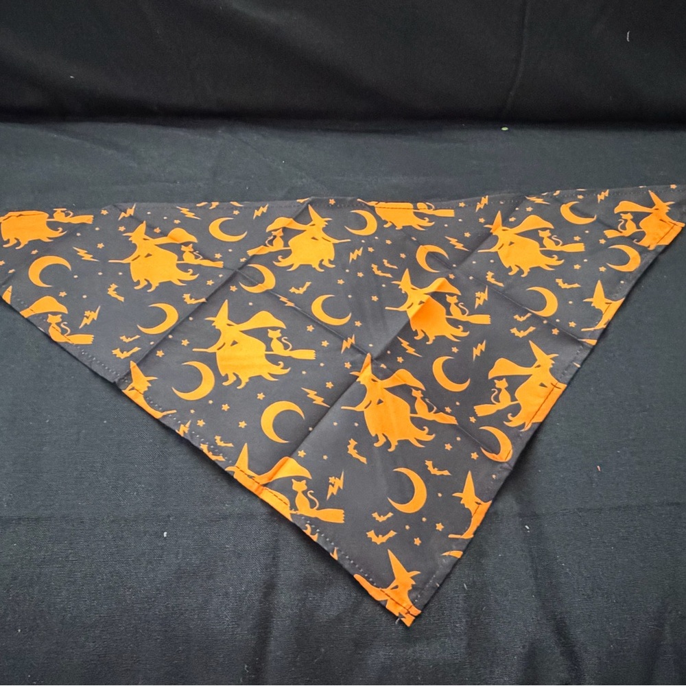 New Witch Design Dog Bandanna - Picture 3 of 3